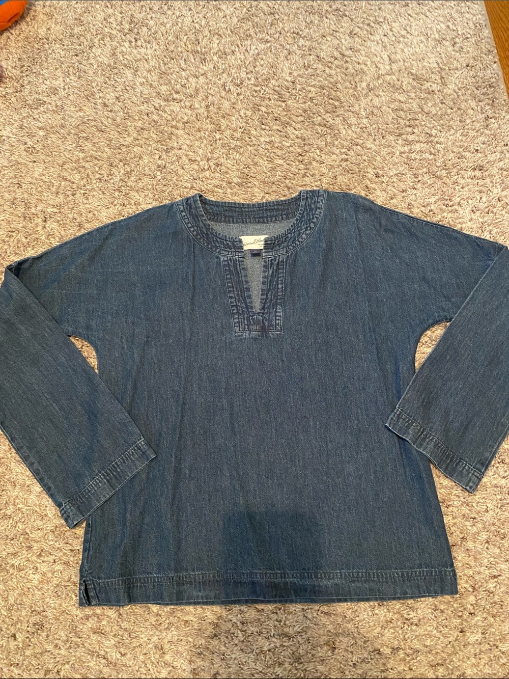 Universal Thread Indigo Denim Top